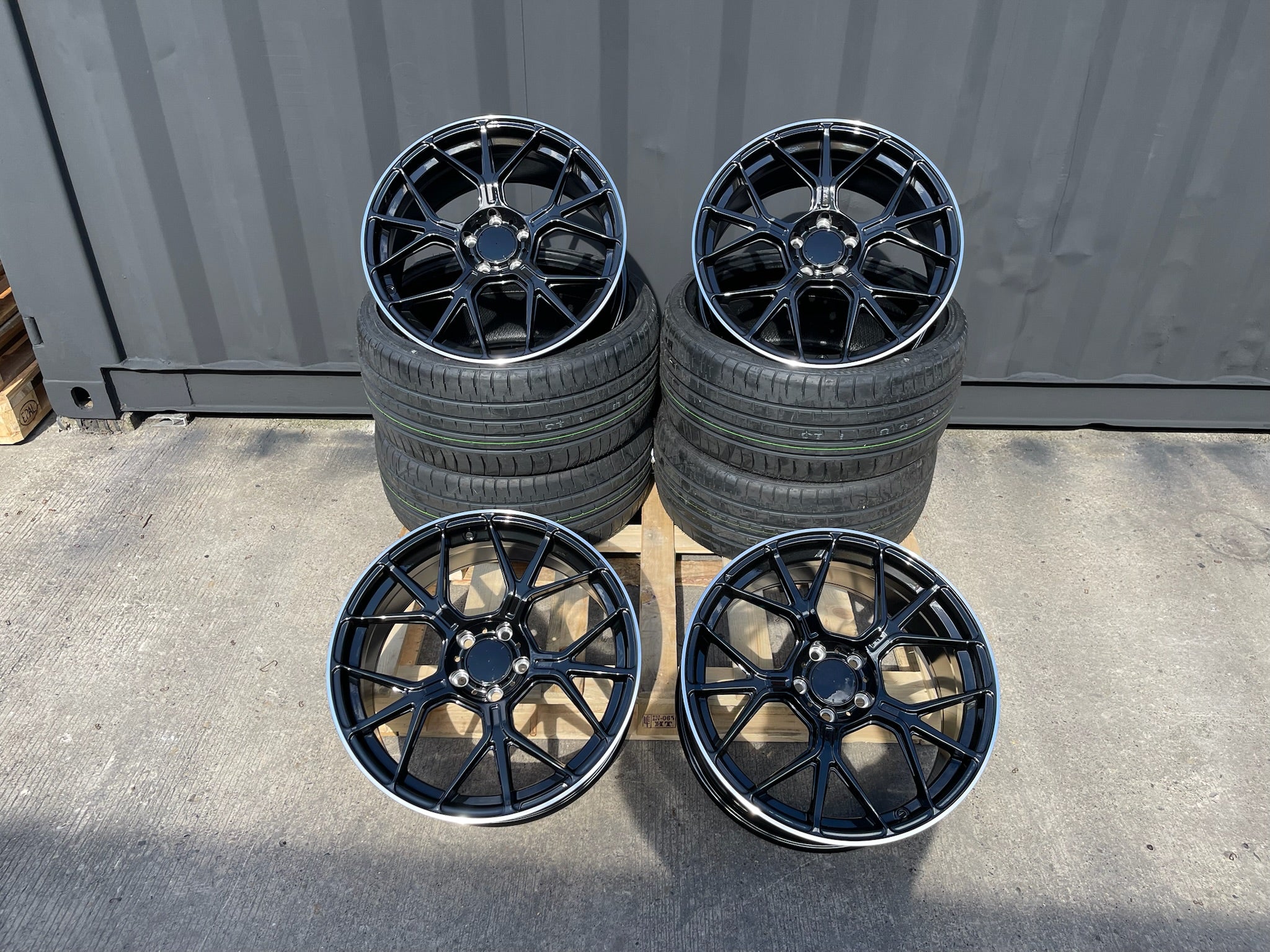 18" AMGT-63 style wheels Black polished lip 5x112 fits Mercedes Benz
