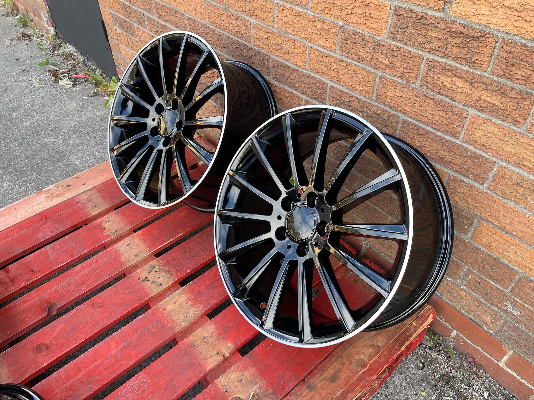 18" Twist style wheels Black machined lip 5x112 fits Mercedes Benz