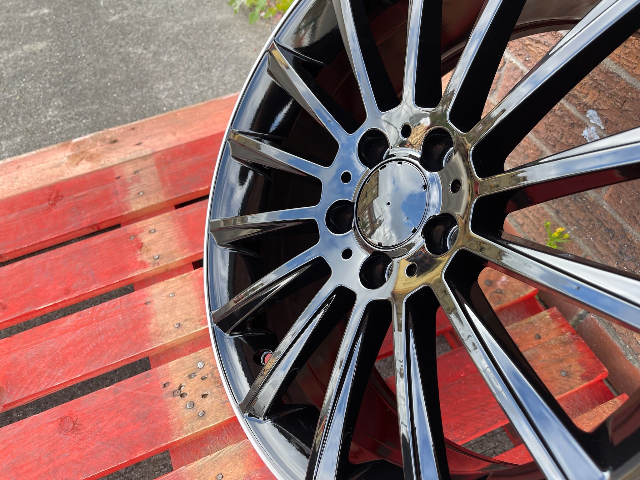 18" Twist style wheels Black machined lip 5x112 fits Mercedes Benz