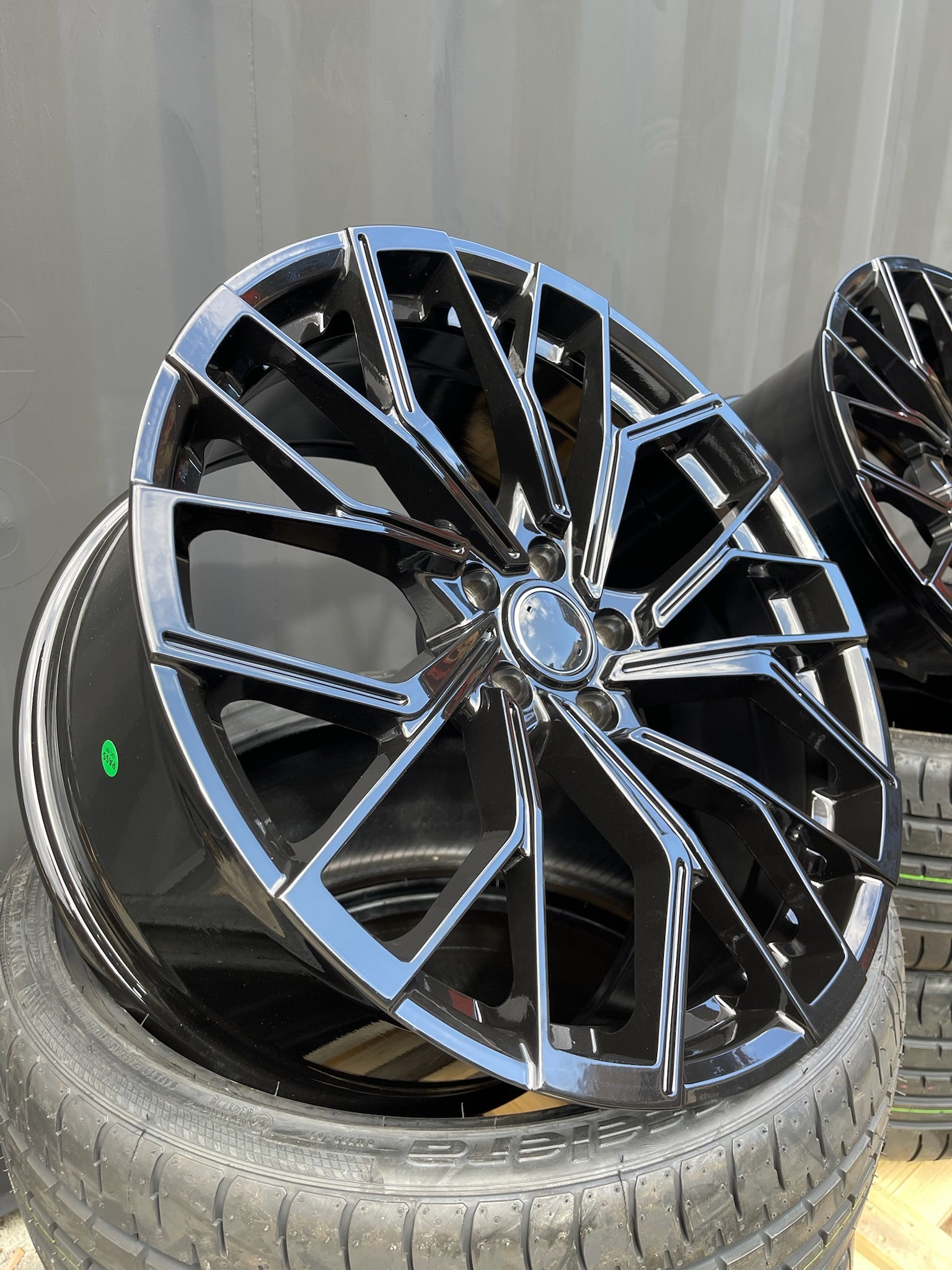 18”  S6 style wheels Gloss Black 5x112 fits Audi VW