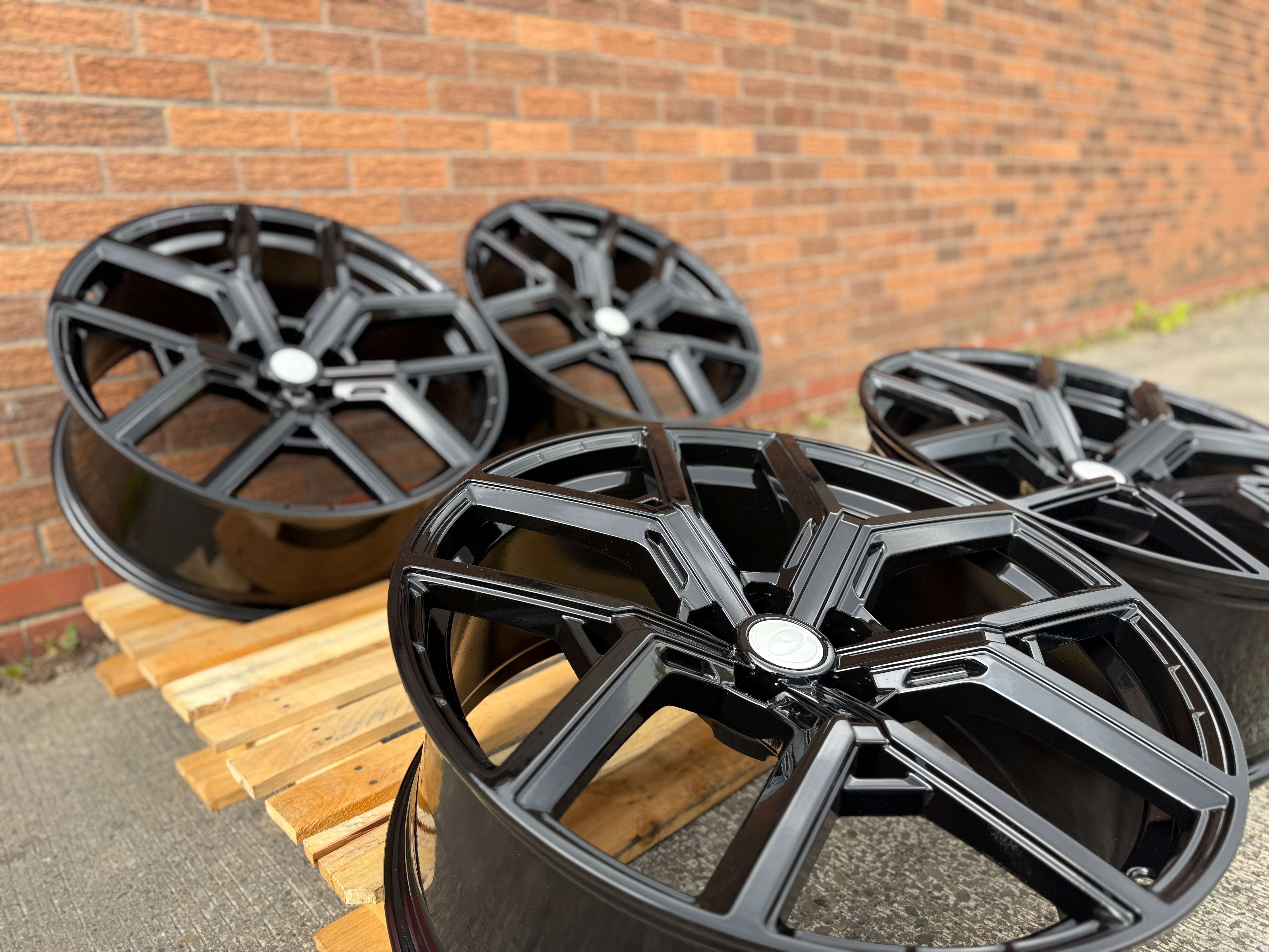 22” BMF wheels  Black fits Range Rover Sport Defender Land Rover