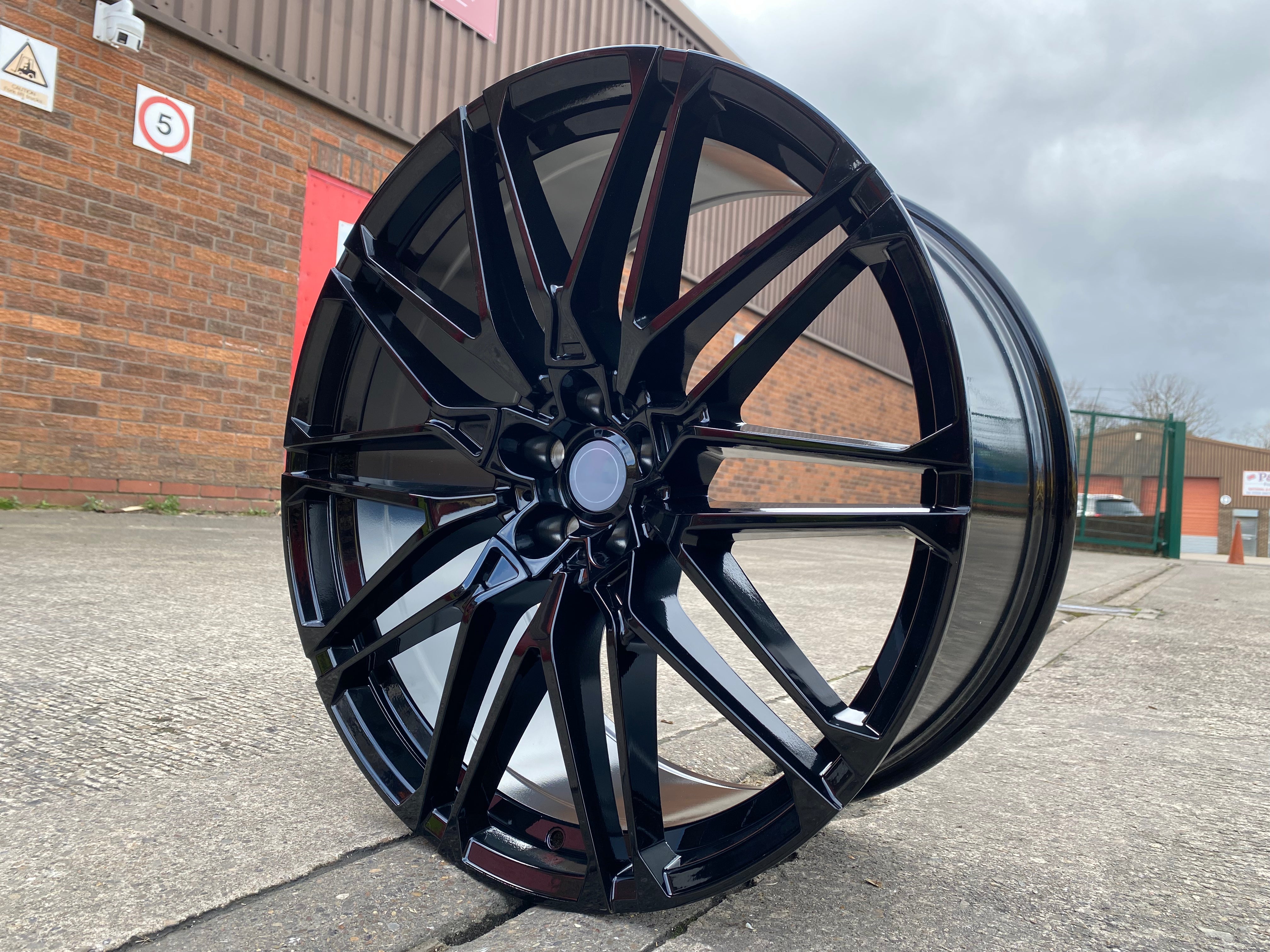 22" X5 Comp Style wheels fits X5 and X6 5X112 G-series 2018-0nwards Staggered 9.5-10.5J