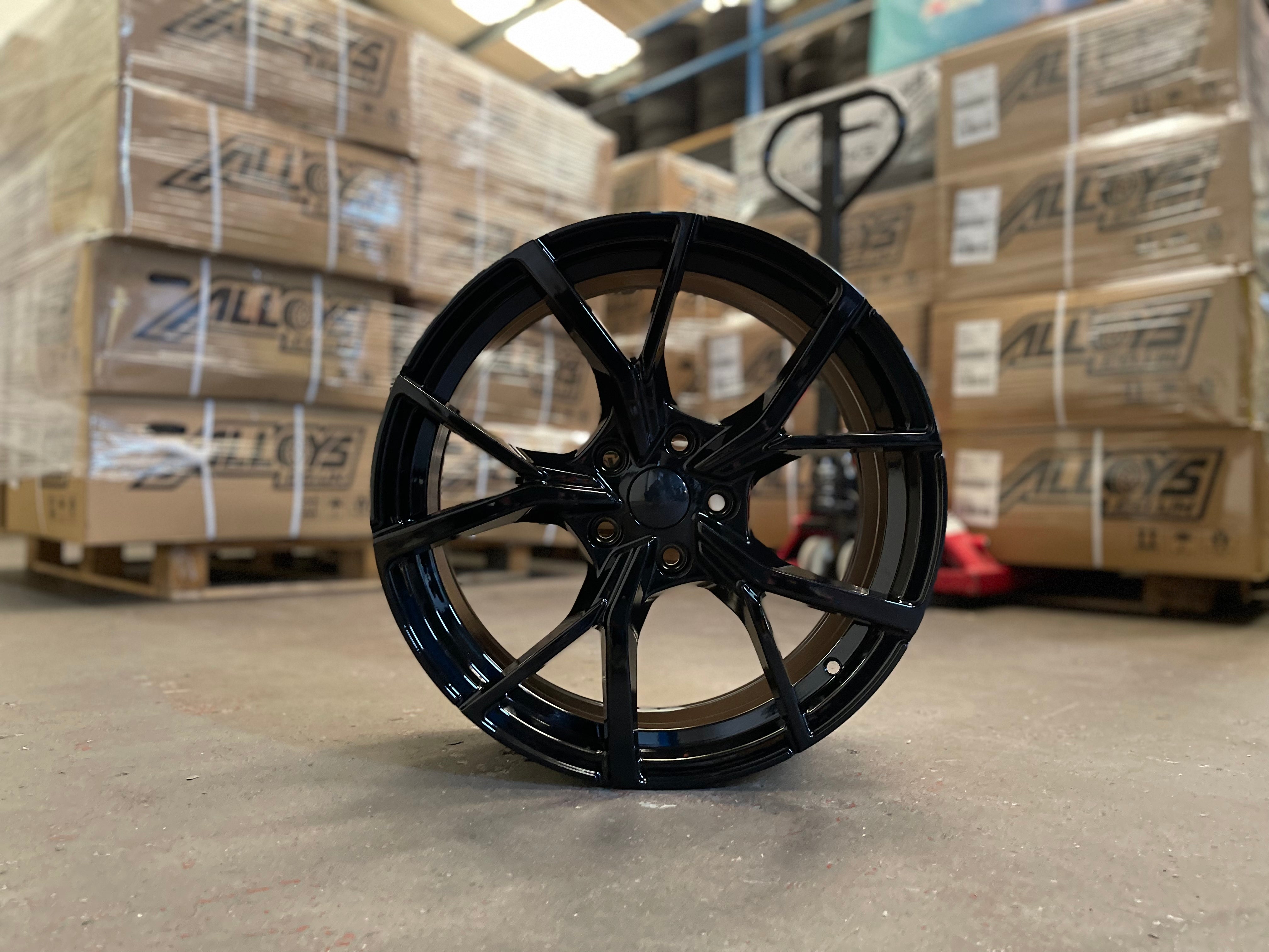 18" Estoril MK8 Gti Golf R style wheels Black 5x112 fits Volkswagen