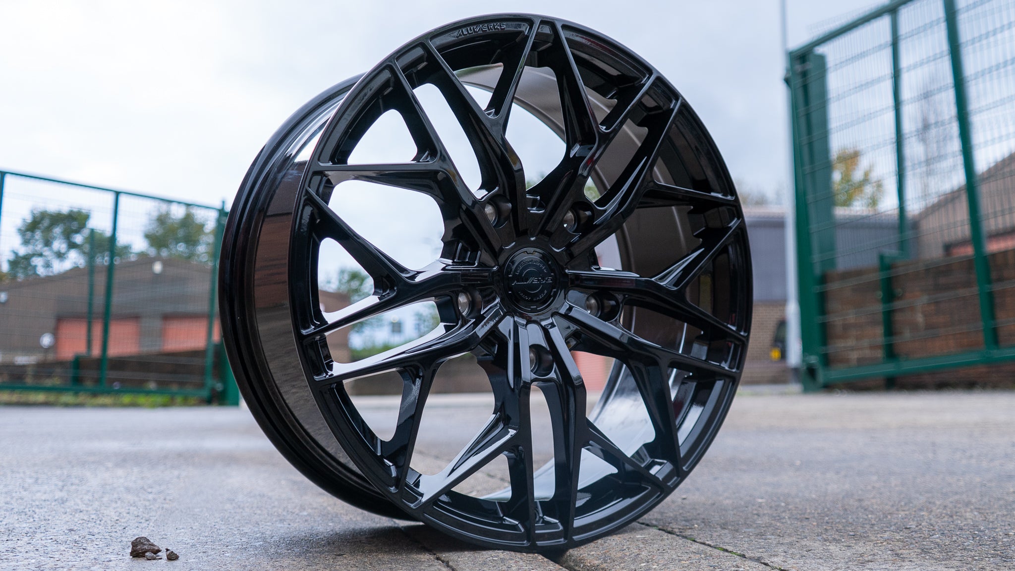 20" Aluwerks XT3 Transit style wheels Gloss Black 5x160 fits Transit Custom Van 1000KG